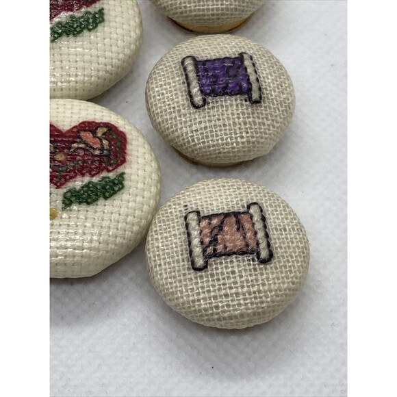 Vintage Lot of 7 Cross Stitch Heart & Thread‎ Spool Button Covers 80s 90s Style - Picture 8 of 14